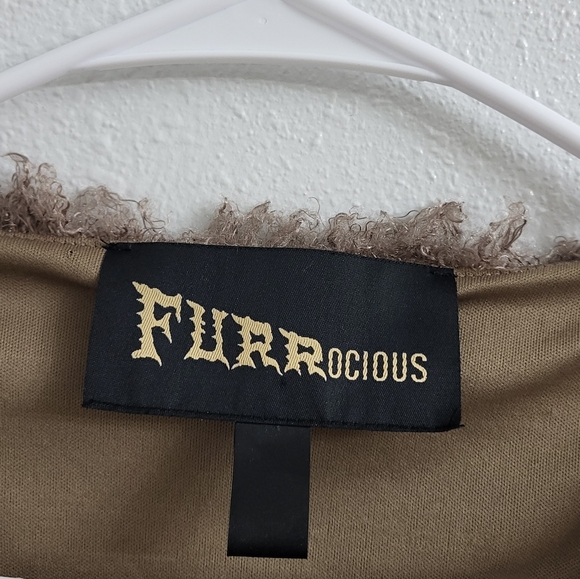 Furrocious Faux Fur Crop Cardigan - Picture 4 of 6